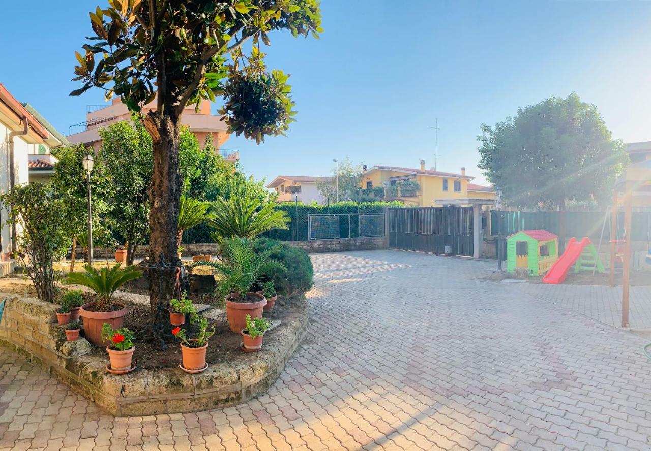32 Hotel Ciampino Exterior photo