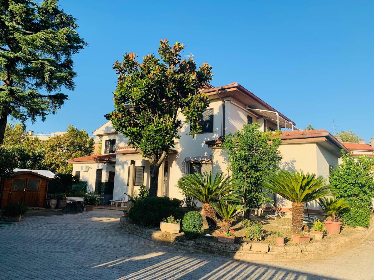 32 Hotel Ciampino Exterior photo